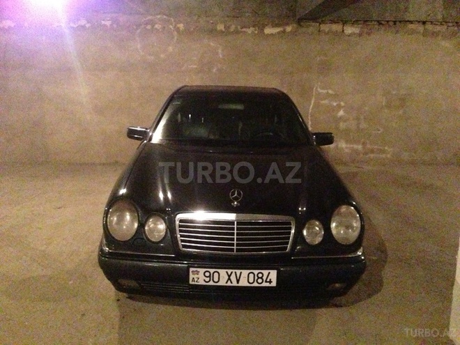 Mercedes E 230 1997, 210,000 km - 2.3 l - Bakı