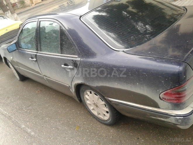 Mercedes E 320 1996, 200,000 km - 0.3 л - Sumqayıt