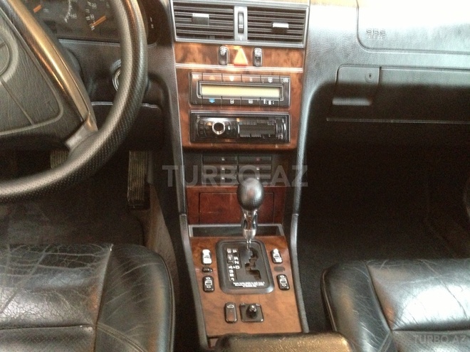 Mercedes C 230 1997, 220,000 km - 0.3 л - Bakı