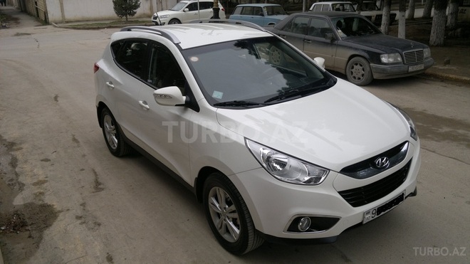 Hyundai ix35 2010, 92,000 km - 2.0 l - Bakı