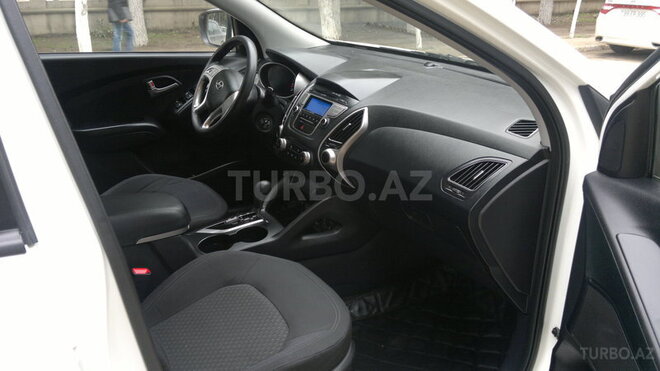 Hyundai ix35 2010, 92,000 km - 2.0 l - Bakı