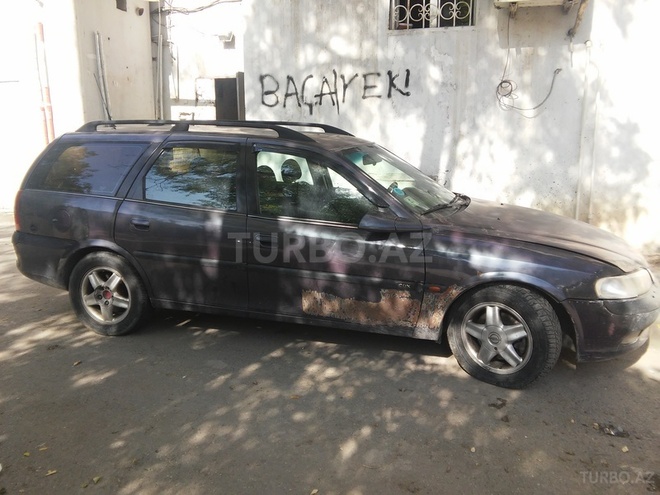 Opel Vectra 1997, 350,000 km - 2.0 l - Bakı