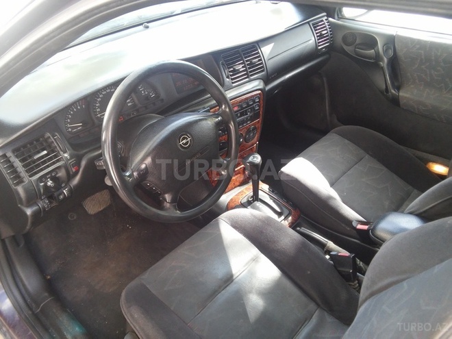Opel Vectra 1997, 350,000 km - 2.0 l - Bakı