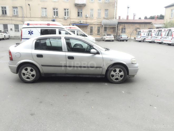 Opel Astra 2000, 160,000 km - 1.6 л - Bakı