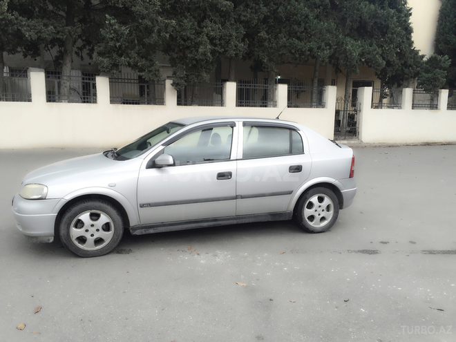Opel Astra 2000, 160,000 km - 1.6 л - Bakı