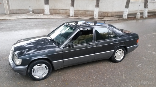 Mercedes 190 1992, 300,000 km - 1.8 l - Sumqayıt