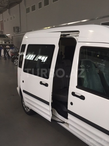 Ford Tourneo Connect 2009, 142,500 km - 1.8 l - Bakı