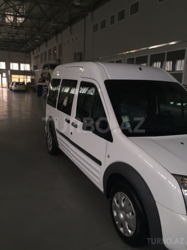 Ford Tourneo Connect 2009, 142,500 km - 1.8 l - Bakı