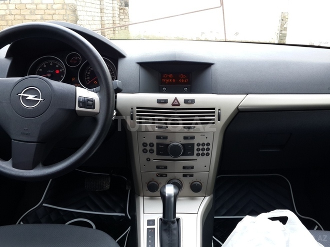 Opel Astra 2007, 170,000 km - 1.8 l - Bakı