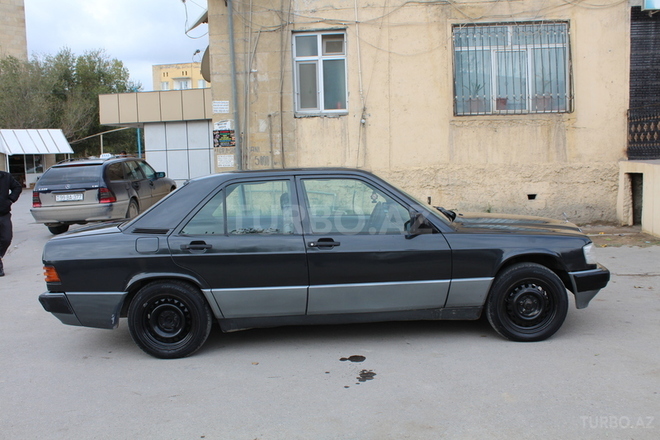 Mercedes 190 1991, 435,000 km - 1.8 l - Bakı
