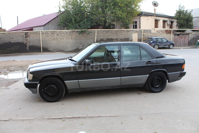 Mercedes 190 1991, 435,000 km - 1.8 l - Bakı