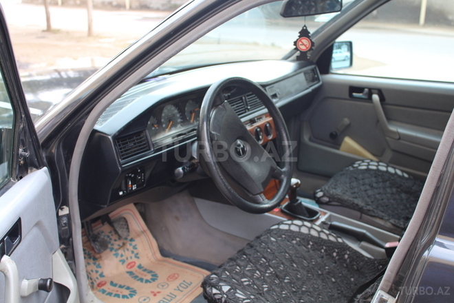 Mercedes 190 1991, 435,000 km - 1.8 l - Bakı