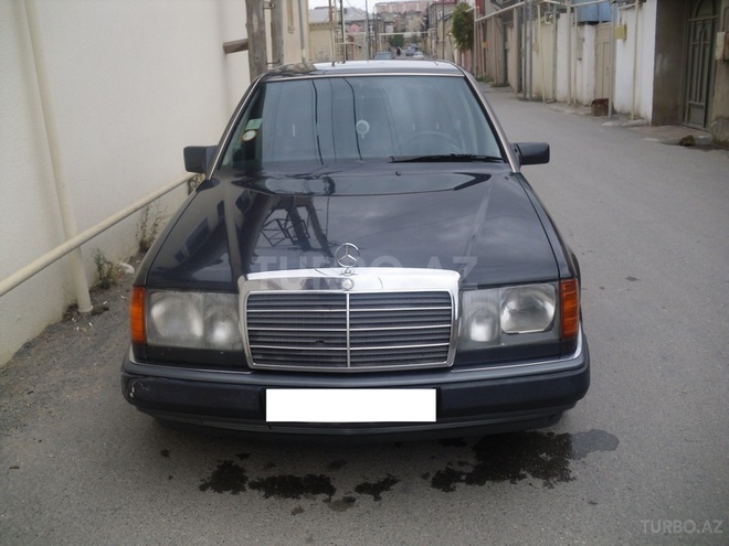 Mercedes E 420 1993, 320,000 km - 4.2 l - Bakı
