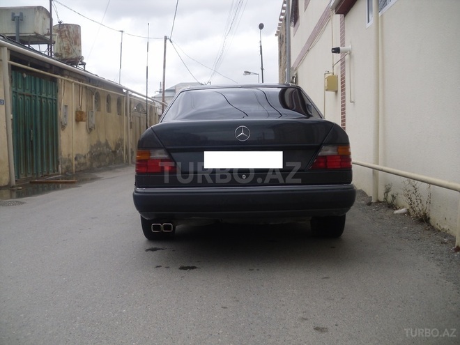 Mercedes E 420 1993, 320,000 km - 4.2 l - Bakı