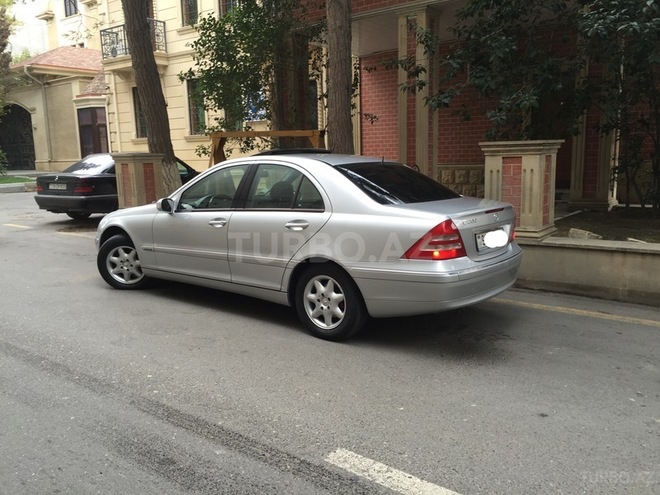 Mercedes C 200 2001, 169,000 km - 2.0 л - Bakı