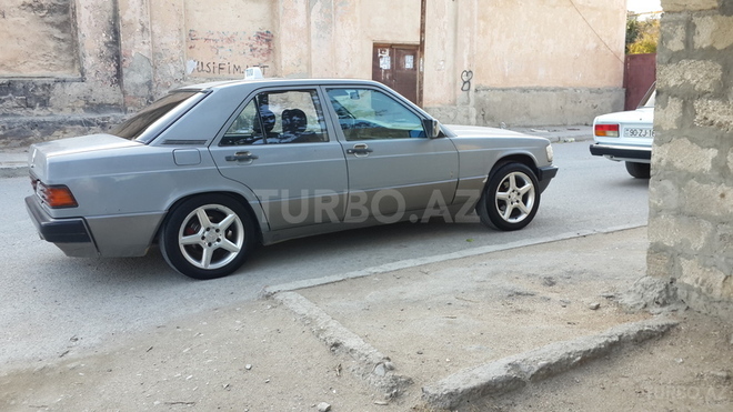 Mercedes 190 1991, 350,000 km - 2.0 л - Sumqayıt