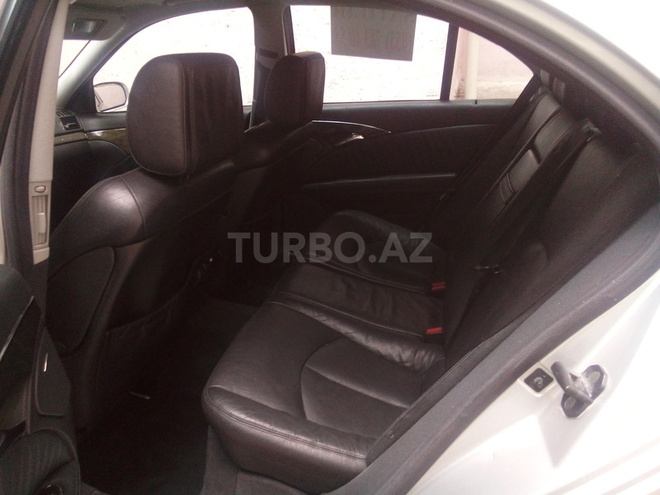 Mercedes E 270 2002, 231,000 km - 2.7 л - Sumqayıt