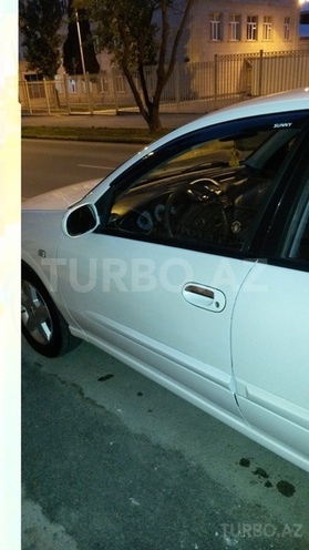 Nissan Sunny 2011, 130,000 km - 1.6 l - Bakı
