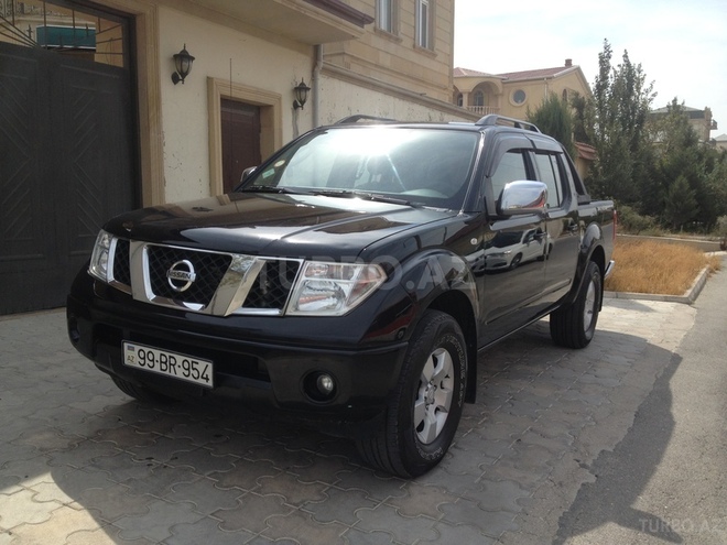 Nissan Navara 2011, 87,000 km - 2.5 l - Bakı