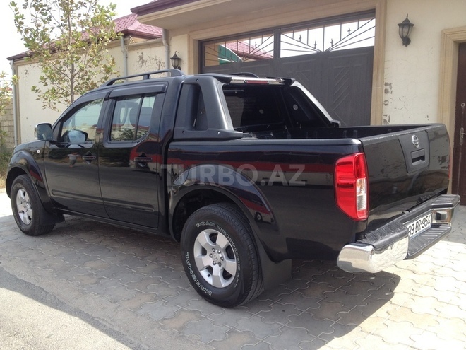 Nissan Navara 2011, 87,000 km - 2.5 l - Bakı