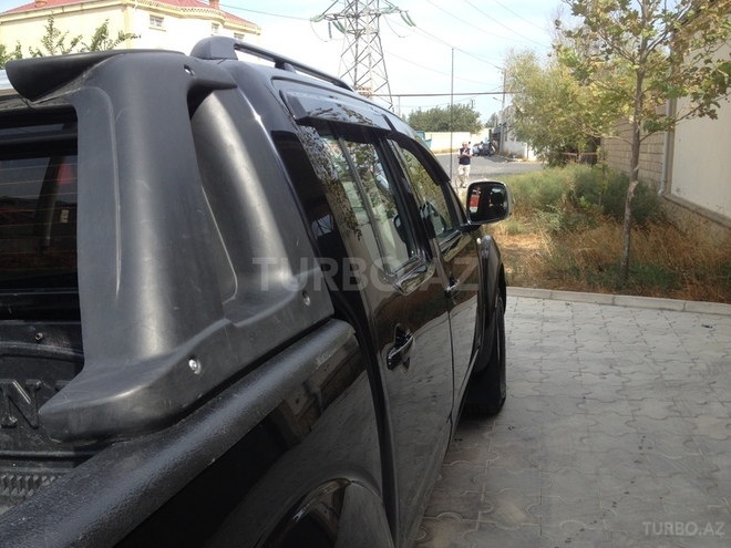 Nissan Navara 2011, 87,000 km - 2.5 l - Bakı
