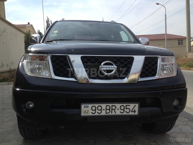 Nissan Navara 2011, 87,000 km - 2.5 l - Bakı