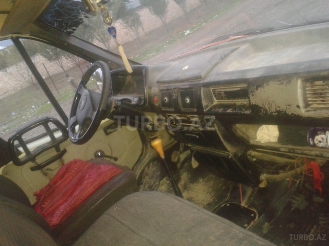 GAZ 2705 2000, 150,000 km - 2.3 л - Samux