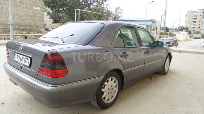 Mercedes C 180 1998, 276,000 km - 1.8 l - Bakı