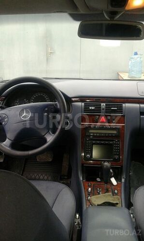 Mercedes E 270 2000, 278,000 km - 2.7 l - Şirvan