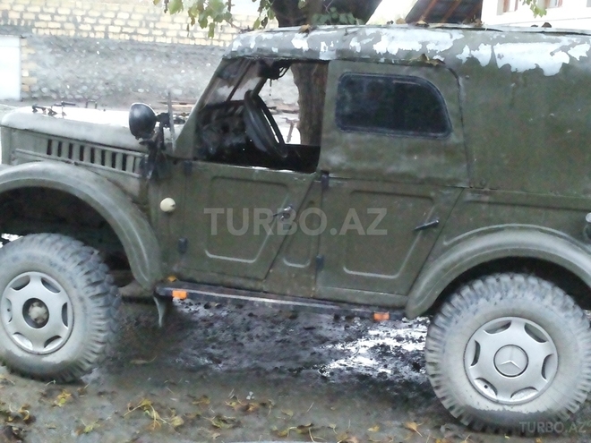 GAZ 69 1965, 350,000 km - 2.2 л - Qax