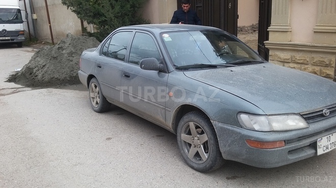 Toyota Corolla 1995, 260,000 km - 1.5 l - Bakı