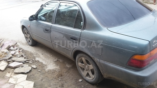 Toyota Corolla 1995, 260,000 km - 1.5 l - Bakı