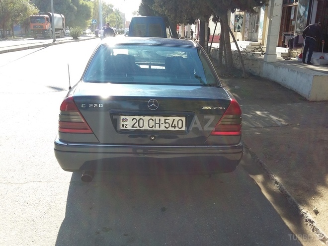 Mercedes C 220 1995, 375,000 km - 2.2 l - Sumqayıt