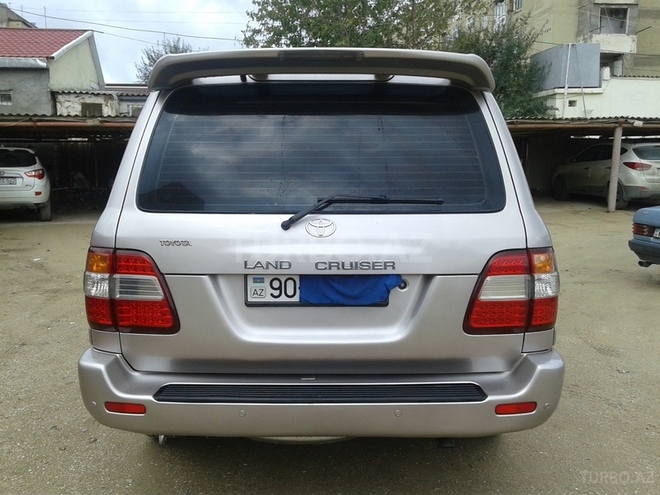 Toyota Land Cruiser 2002, 240,000 km - 4.1 l - Bakı