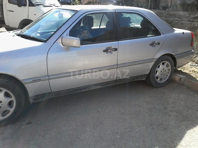 Mercedes C 180 1995, 274,000 km - 1.8 l - Bakı