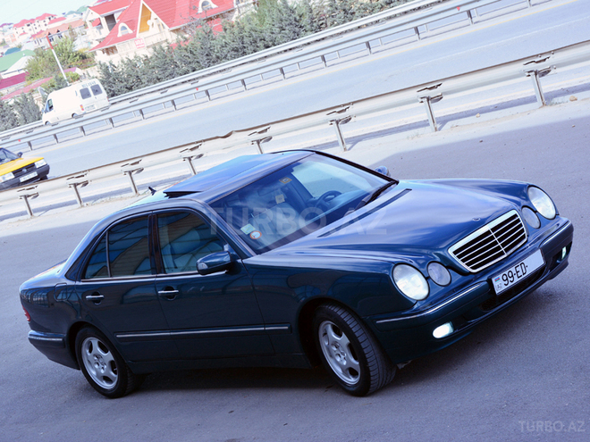 Mercedes E 240 2001, 85,000 km - 2.6 л - Bakı