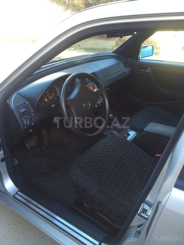 Mercedes C 240 1999, 237,069 km - 2.4 l - Bakı