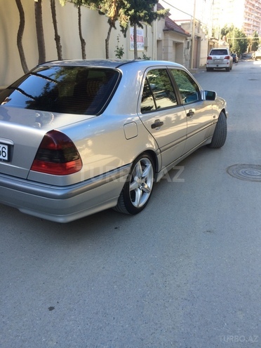 Mercedes C 240 1999, 237,069 km - 2.4 l - Bakı