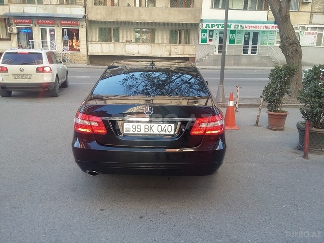 Mercedes E 200 2010, 92,000 km - 1.8 l - Bakı