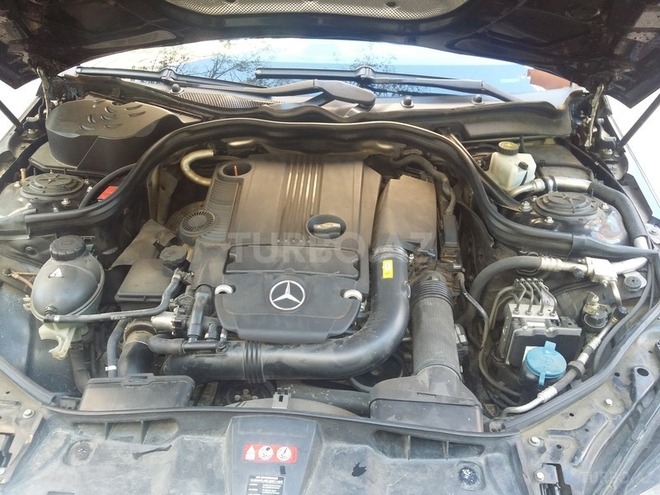 Mercedes E 200 2010, 92,000 km - 1.8 l - Bakı