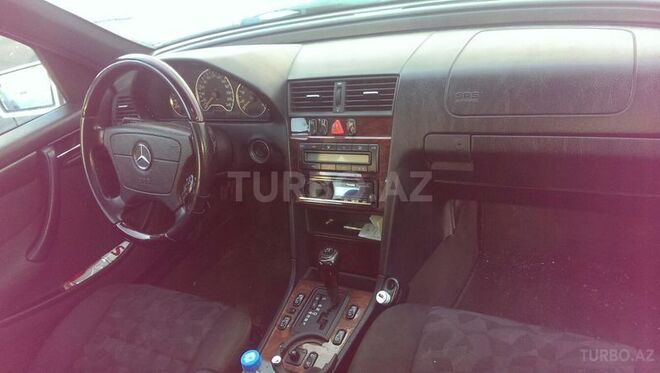 Mercedes C 200 1999, 300,000 km - 2.0 l - Bakı