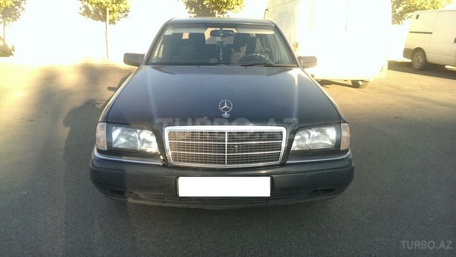 Mercedes C 200 1999, 300,000 km - 2.0 l - Bakı