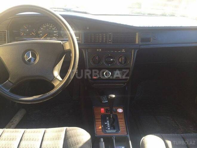 Mercedes 190 1991, 250,000 km - 2.0 l - Sumqayıt