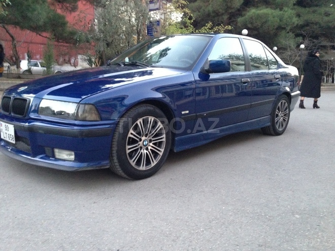 BMW 320 1998, 215,000 km - 0.2 л - Bakı