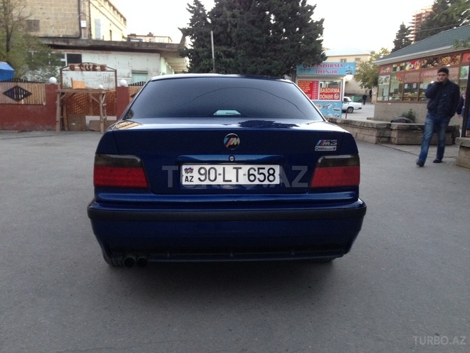 BMW 320 1998, 215,000 km - 0.2 л - Bakı