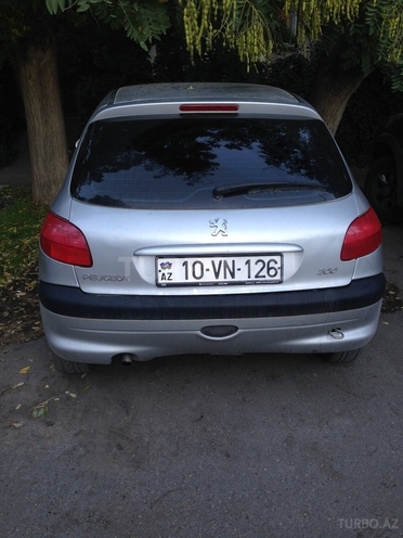 Peugeot 206 2002, 220,000 km - 1.4 л - Bakı