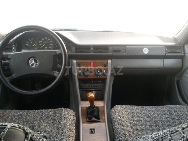 Mercedes E 200 1989, 498,202 km - 2.0 л - Bakı