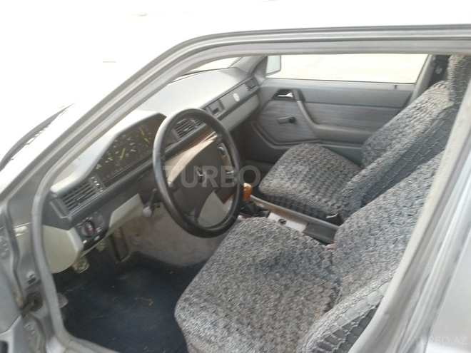 Mercedes E 200 1989, 498,202 km - 2.0 л - Bakı