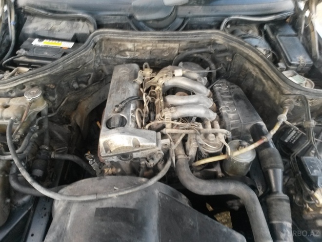 Mercedes E 200 1989, 498,202 km - 2.0 л - Bakı