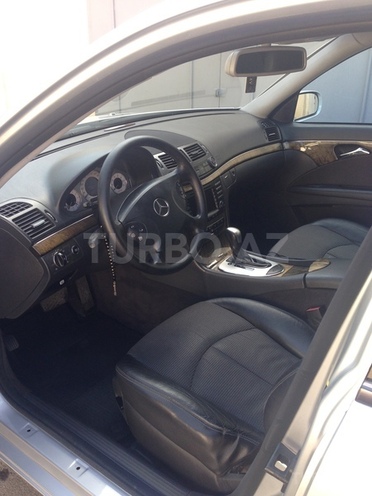 Mercedes E 200 2006, 241,000 km - 1.8 л - Bakı